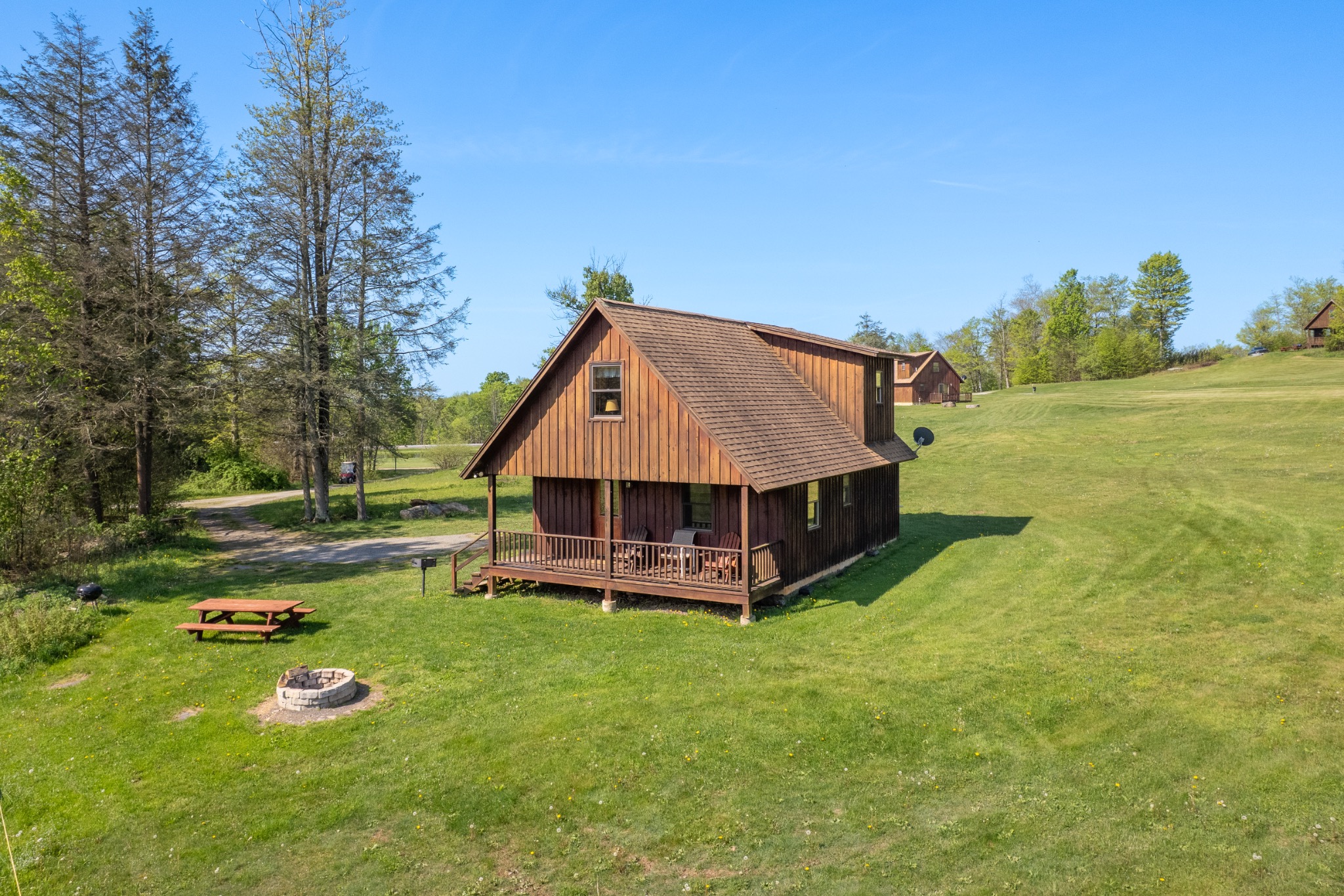 Golf Course Cabin exterior photo 2