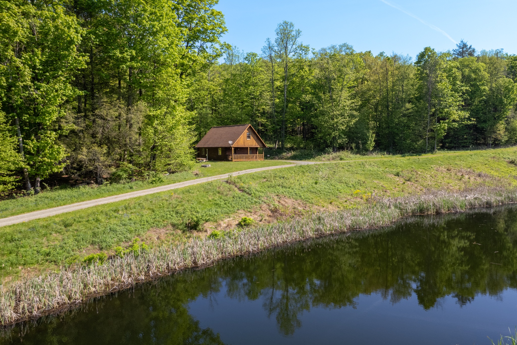 Golf Course Cabin exterior photo 7