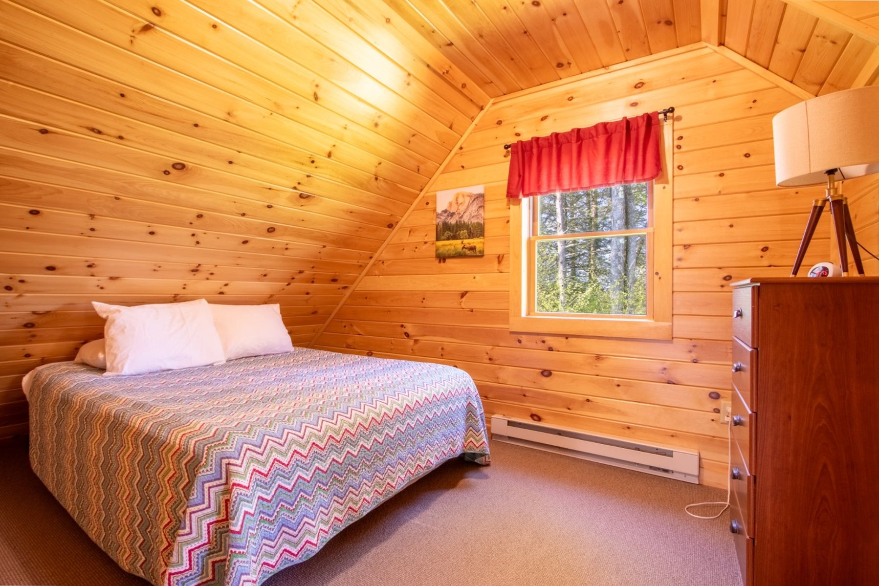 Golf Course Cabin Upstairs Bedroom